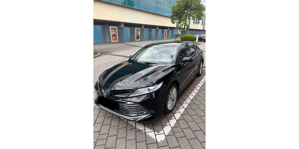 Toyota Camry 63.000 km 39.500 &euro; siegen 57072