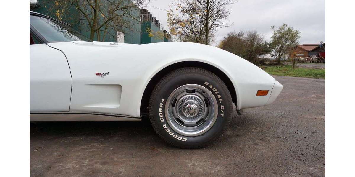 Corvette C3 21.250 km 33.900 &euro; Sinntal-Weiperz 36391