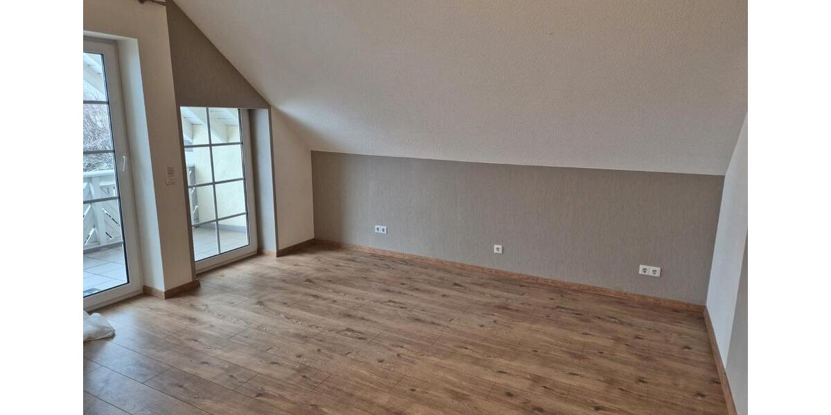 Einfamilienhaus Lahntal - 8 Zimmer, 270 m&sup2;, 538.000&euro; | Angebot:26524072