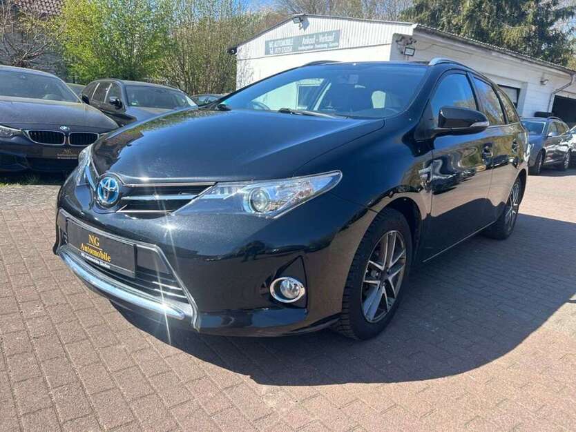 Auris