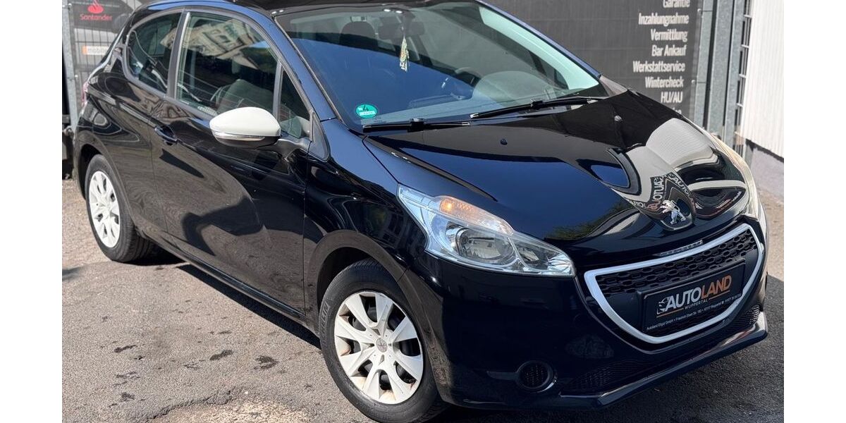 Peugeot 208 125.000 km 2.999 &euro; Wuppertal 42117