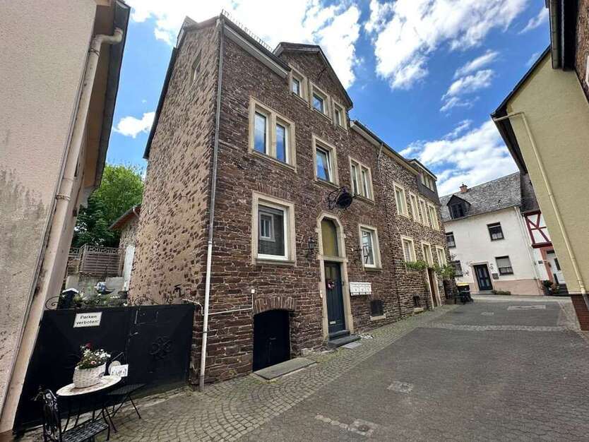 Haus zum Kaufen in Cochem 309.000 € 260 m²