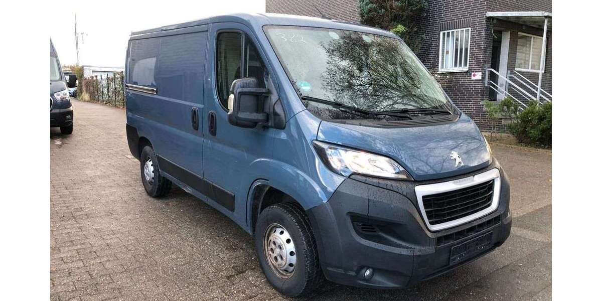 Peugeot Boxer 99.641 km 9.990 &euro; Gelsenkirchen 45886