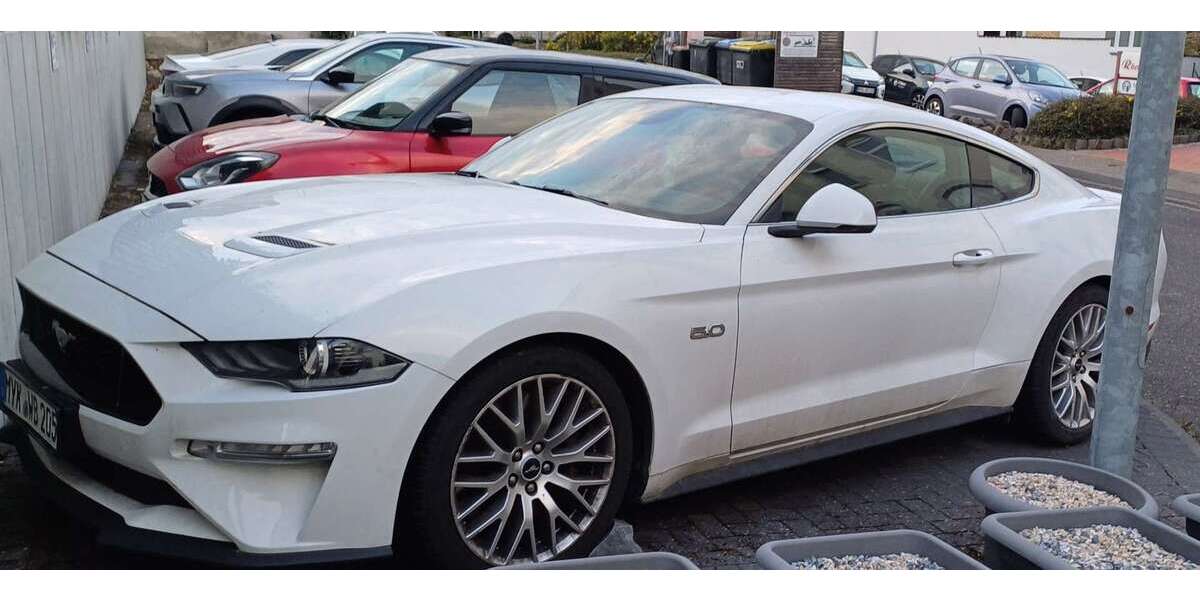 Ford Mustang 69.000 km 23.650 &euro; Plaidt- bei Koblenz 56637