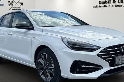 Hyundai i30 8.000 km 22.980 &euro; Schlüsselfeld 96132