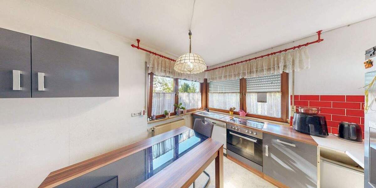 Einfamilienhaus Gemünden am Main Gemünden - 7 Zimmer, 179 m&sup2;, 300.000&euro; | Angebot:25996999