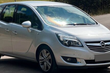 Opel Meriva 76.000 km 6.999 &euro; Lebach 66822