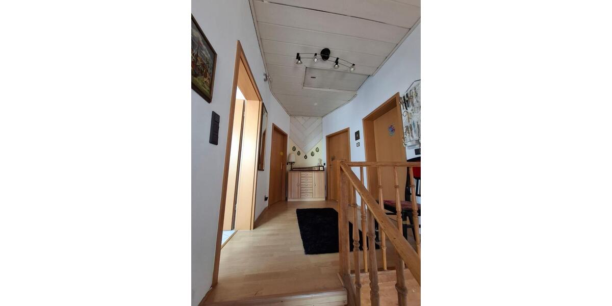 Doppelhaushälfte Wächtersbach - 6 Zimmer, 136 m&sup2;, 293.000&euro; | Angebot:26059591