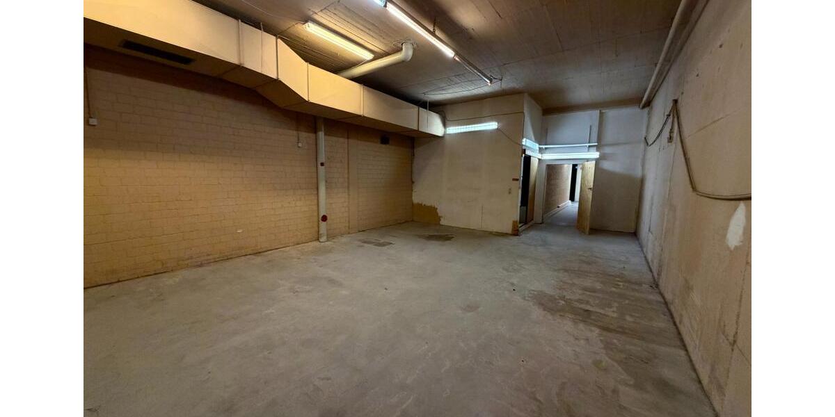 Vermiete Lagerraum + Büro 61 m2 in Kupfermühle Gemeinde Harrislee zimmer