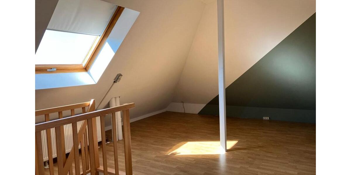 Dachgeschoßwohnung Roetgen - 4 Zimmer, 87 m&sup2;, 255.000&euro; | Angebot:26903176