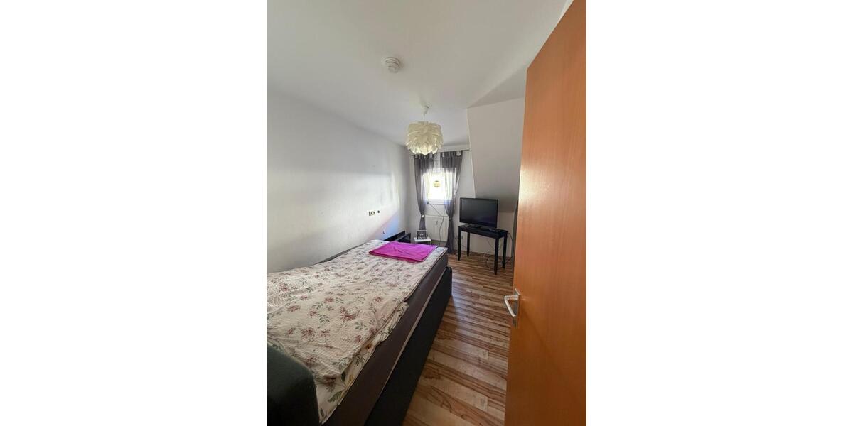 Maisonettenwohnung Rheinberg - 4 Zimmer, 99 m&sup2;, 710&euro; | Angebot:25022121