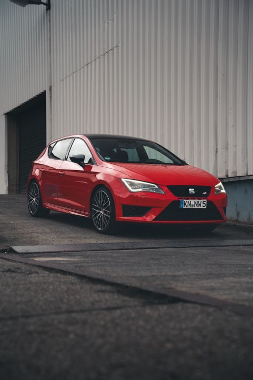 Seat Leon 131.000 km 17.000 € Singen 78224