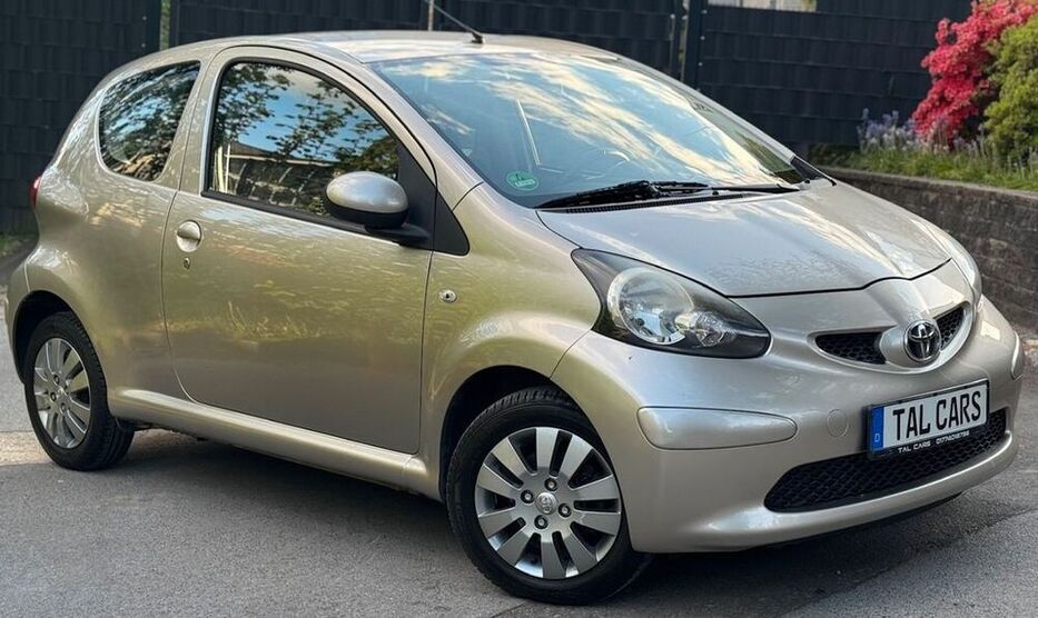 Aygo (X)