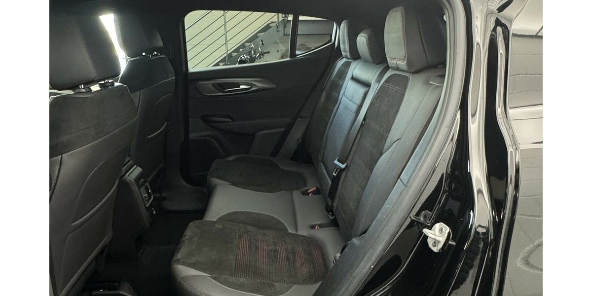 Alfa Romeo Tonale 1.5 Veloce 48 V Hybrid LED CarPlay 11.980 km 27.220 &euro; Lich 35423