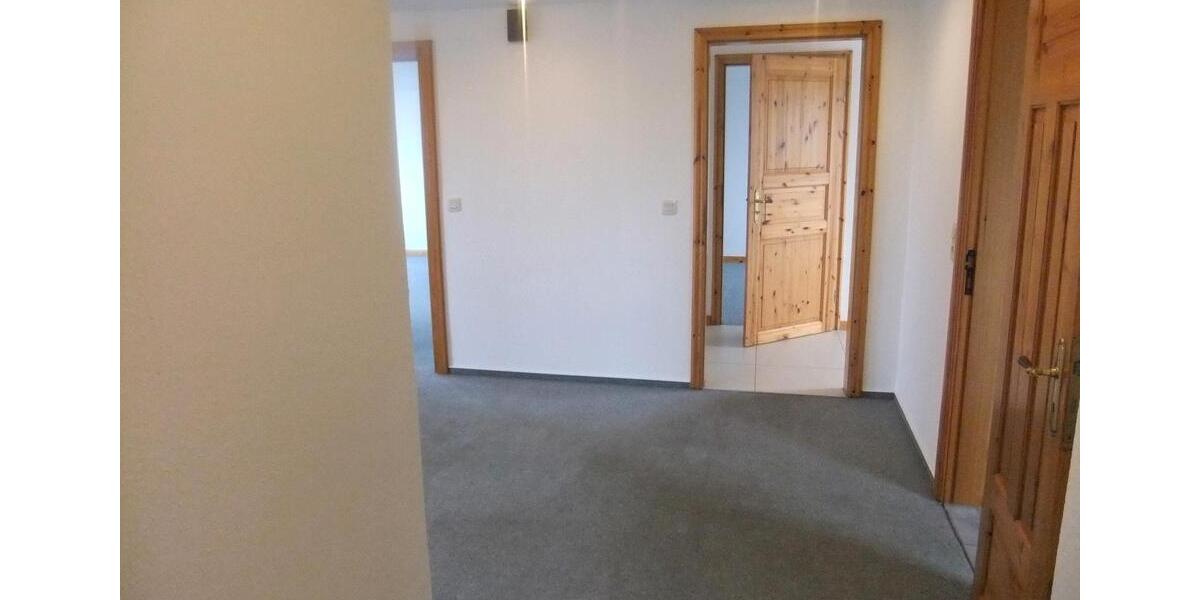 Etagenwohnung Oeversee - 3 Zimmer, 80 m&sup2;, 1.000&euro; | Angebot:26221463