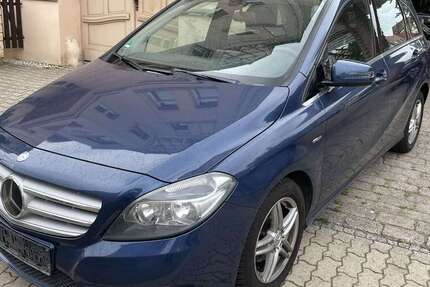 Mercedes-Benz B 180 98.890 km 8.690 &euro; Zeitz 06712