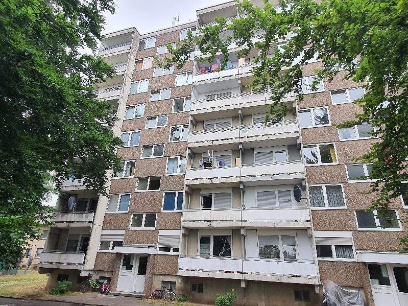 Etagenwohnung Niederkassel Lülsdorf - 3 Zimmer, 73 m&sup2;, 88.000&euro; | Angebot:25358132