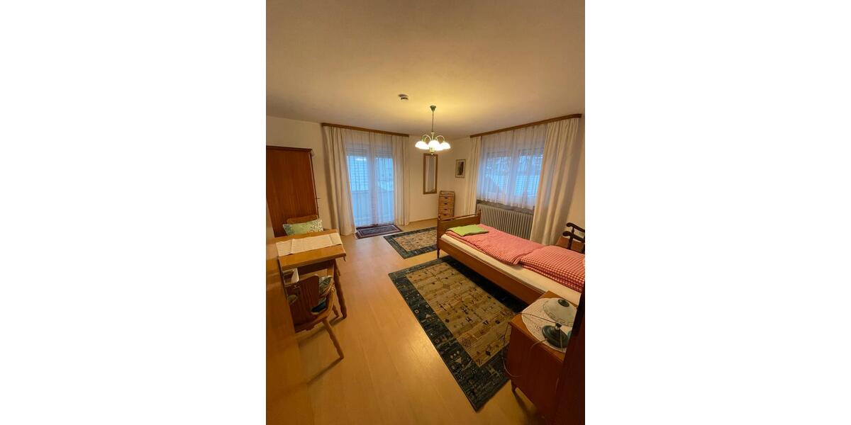 Einfamilienhaus Pfaffenhofen an der Ilm - 6 Zimmer, 210 m&sup2;, 1.700&euro; | Angebot:26126458