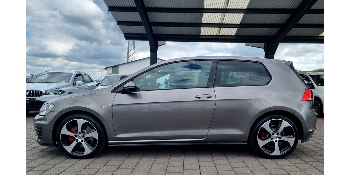 VW Golf 125.000 km 11.700 &euro; Nalbach 66809