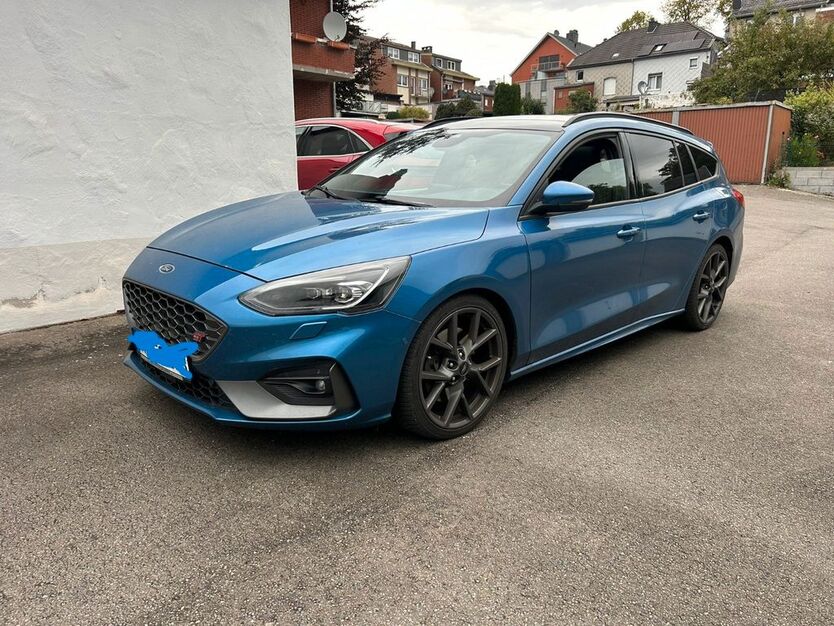 Ford Focus 110.000 km 17.490 € Mehring 54346