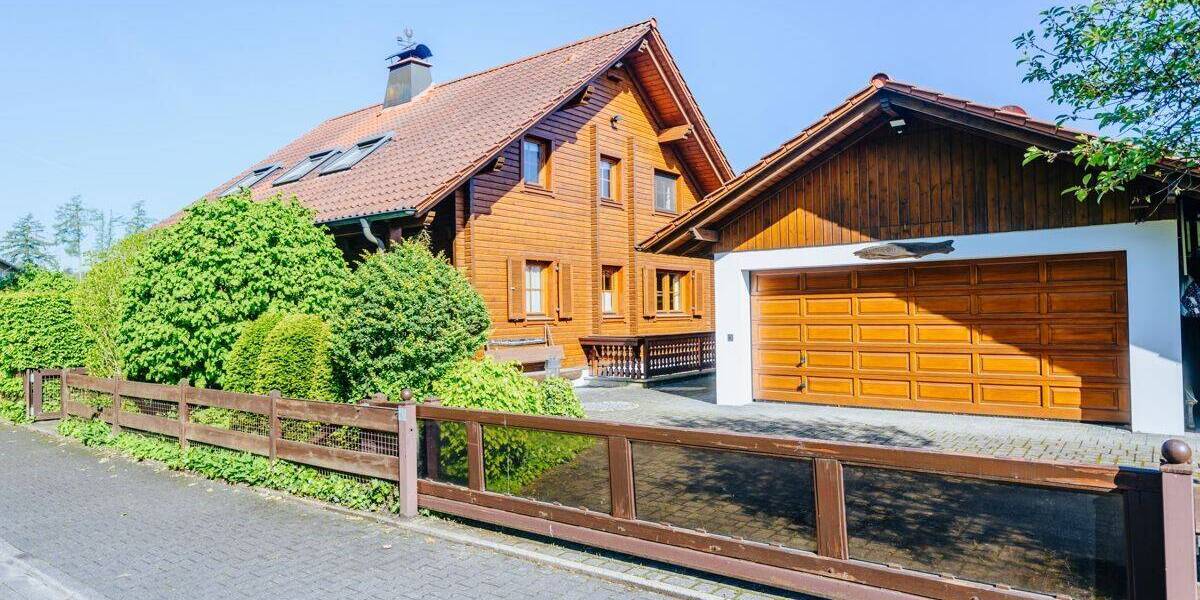 Mehrfamilienhaus, Wohnhaus Oerlinghausen Lipperreihe - 4 Zimmer, 146 m&sup2;, 420.000&euro; | Angebot:26787407