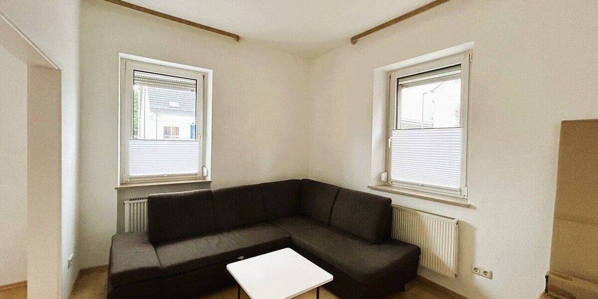 Etagenwohnung Ansbach - 4 Zimmer, 74 m&sup2;, 670&euro; | Angebot:26840875
