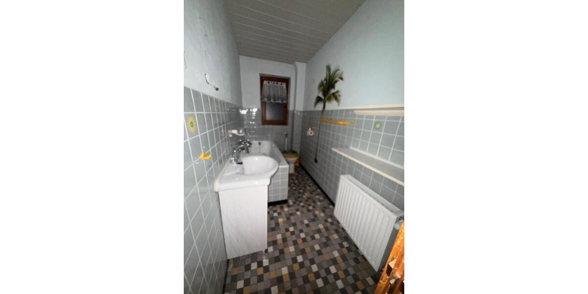 Reihenhaus Sulzbach (Saar) - 5 Zimmer, 120 m&sup2;, 1.250&euro; | Angebot:26044741