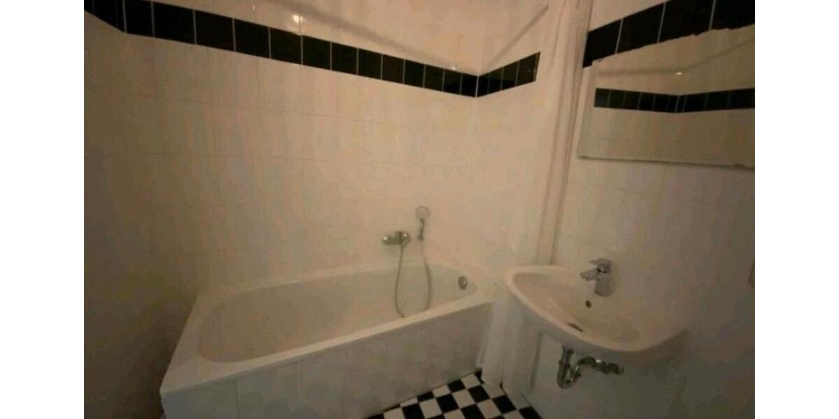 2 Raum Wohnung in Apolda ab Januar 2026 2 zimmer