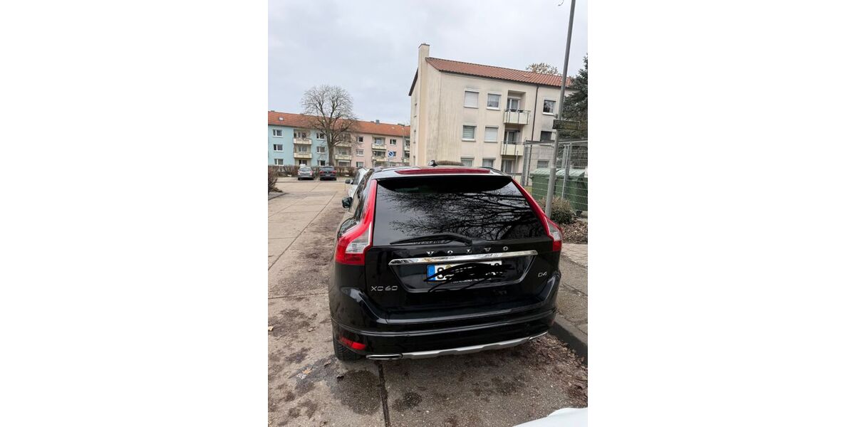 Volvo XC60 127.000 km 18.400 &euro; Stuttgart 70199
