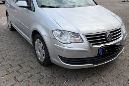 VW Touran 235.000 km 3.300 &euro; Magstadt 71106