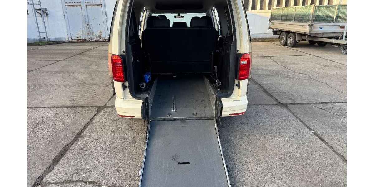 VW Caddy Maxi 371.500 km 9.999 &euro; Magdeburg 39126