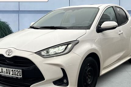 Toyota Yaris 12.000 km 21.990 &euro; Freising 85356