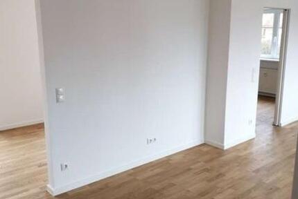2 12 Zimmer Wohnung