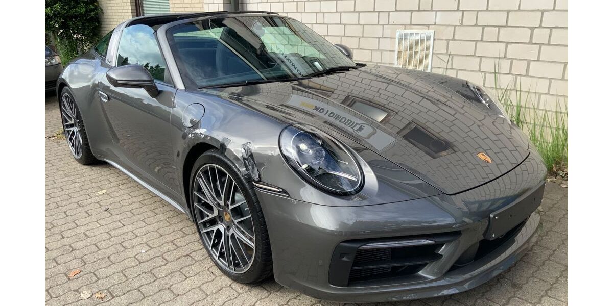Porsche 992 6.541 km 139.990 &euro; Rellingen 25462