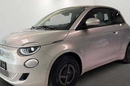 Fiat 500e 10.000 km 28.490 &euro; München 80339