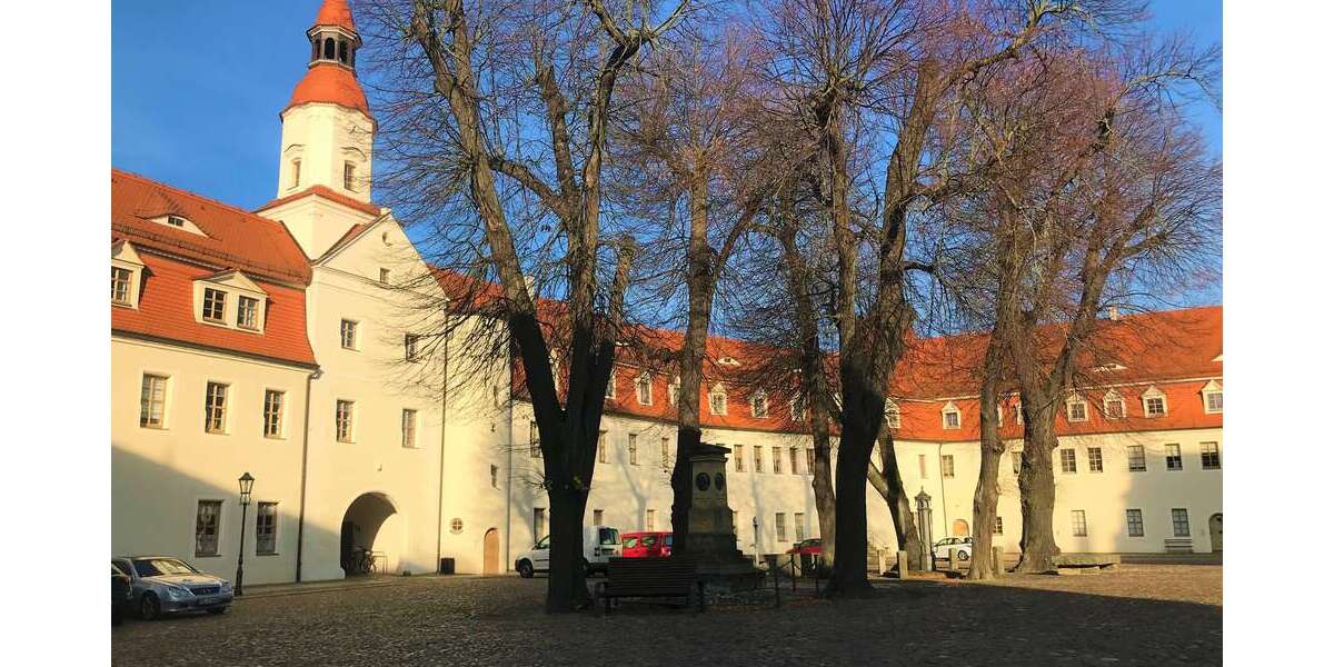 Vermietetes Mehrfamilienhaus, 24 Einheiten mit Balkonen - Mehrfamilienhaus, Wohnhaus Sachsen-Anhalt - Annaburg Annaburg | Angebot:26981009