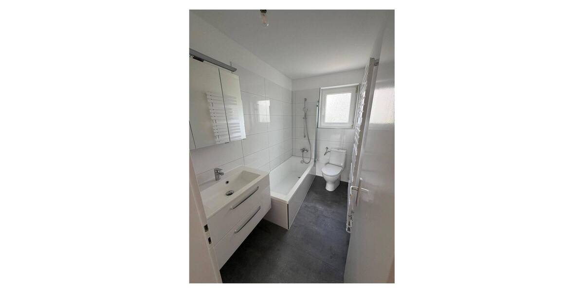 Etagenwohnung Hildesheim West - 3 Zimmer, 66 m&sup2;, 650&euro; | Angebot:26656940