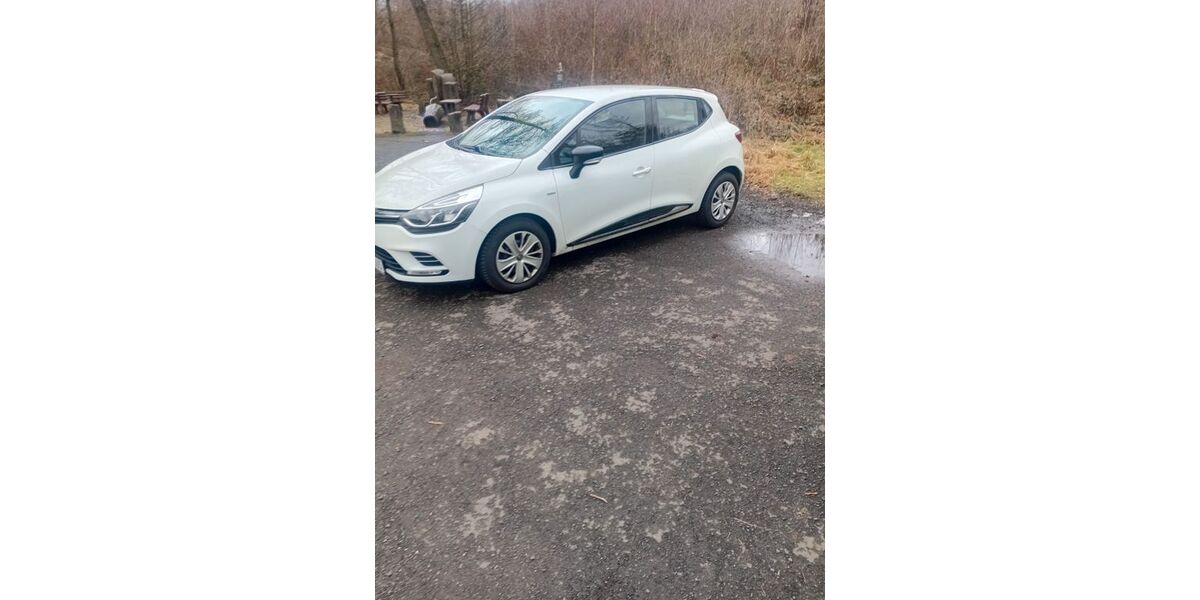 Renault Clio 75.000 km 7.700 &euro; Daaden 57567