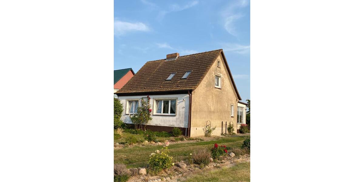 Einfamilienhaus Steinhagen - 5 Zimmer, 100 m&sup2;, 1.550&euro; | Angebot:25230855
