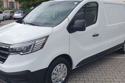 Renault Trafic 70.000 km 21.900 € München 81825