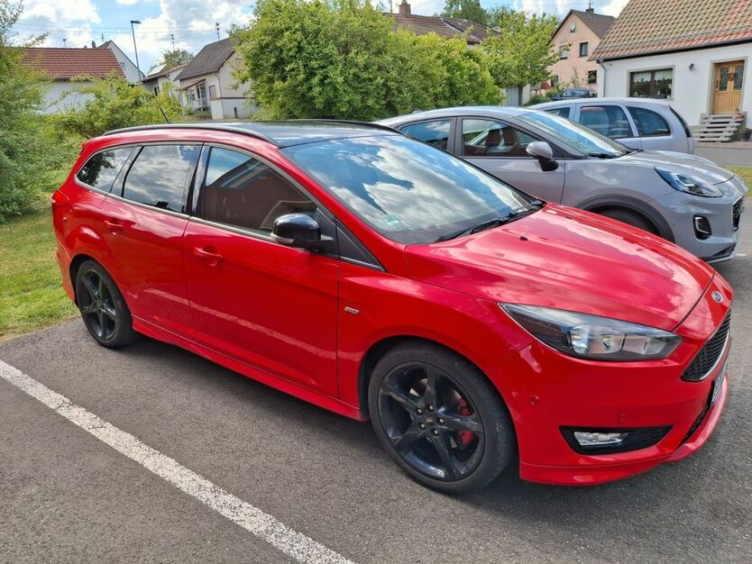 Ford Focus 98.000 km 9.600 € Brücken 55767