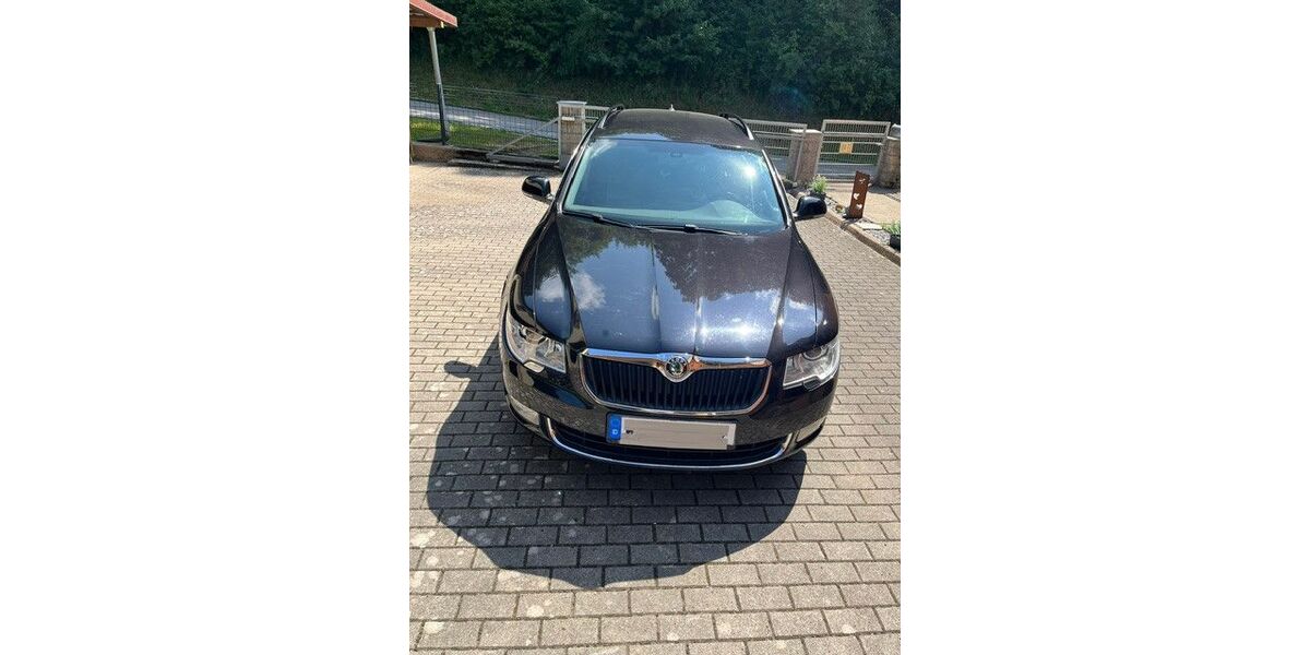 Skoda Superb 177.000 km 7.400 &euro; Treuchtlingen 91757