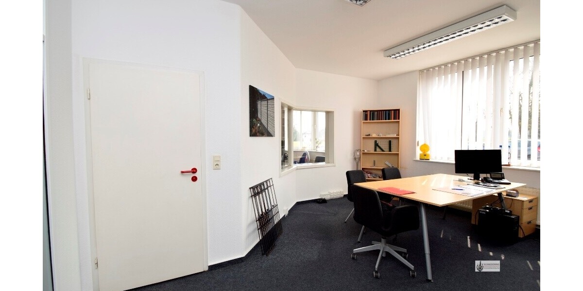 Gewerbefläche TOP-Lage an der B6 2 Hallen mit je ca. 600 m² 1 Halle mit ca. 150 m² + Büro 300 m² - Gewerbeobjekt Weyhe | Angebot:25181992