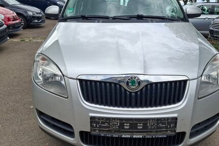 Skoda Fabia 93.021 km 2.290 &euro; Kernen i. r 71394