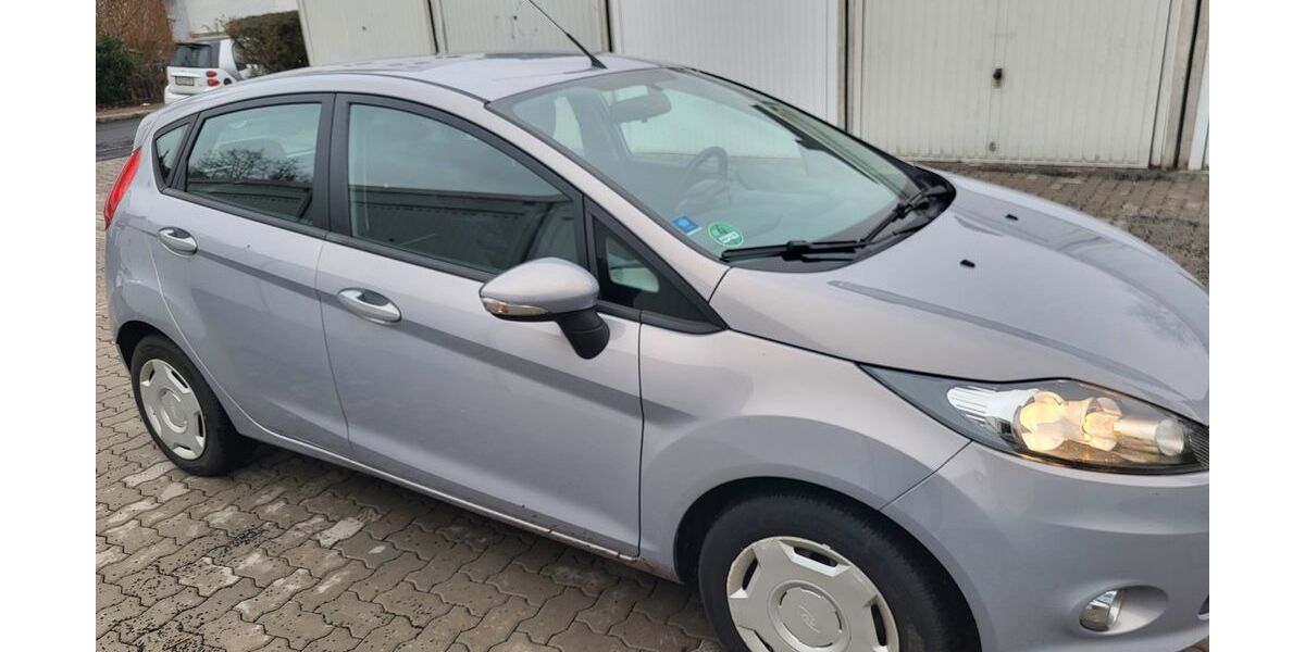 Ford Fiesta 128.000 km 3.420 &euro; Moringen 37186