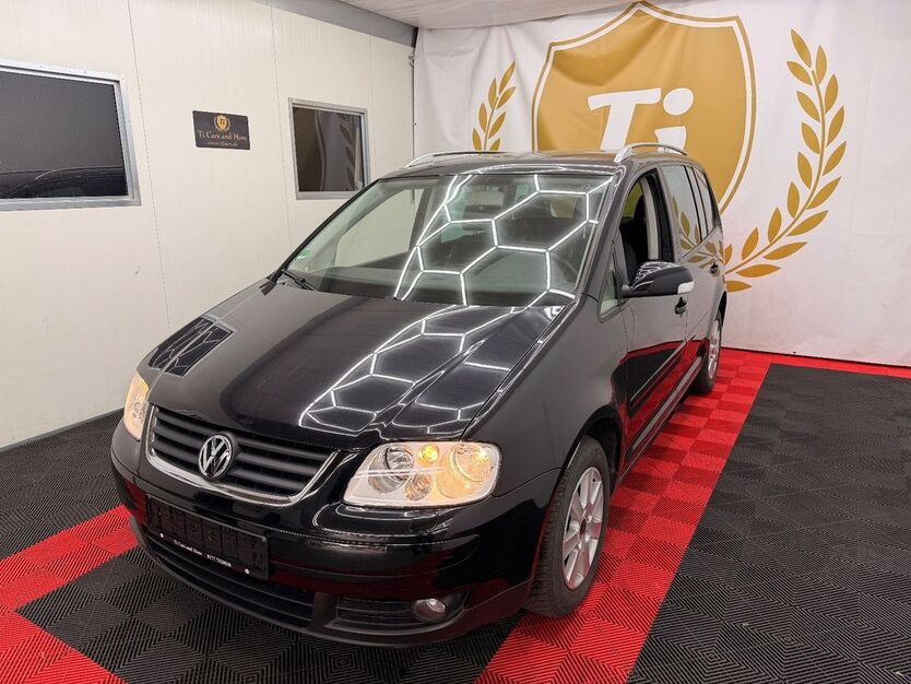 VW Touran 158.000 km 4.799 € Ilsfeld 74360