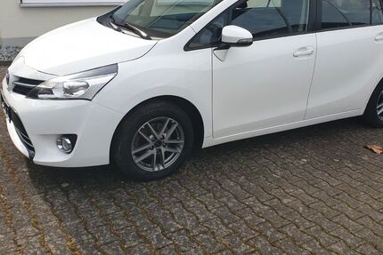 Toyota Verso 185.000 km 5.600 &euro; Freiburg 79112