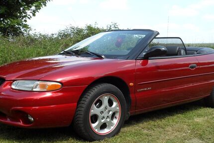 Chrysler Stratus 134.000 km 4.200 € Travenbrück 23843