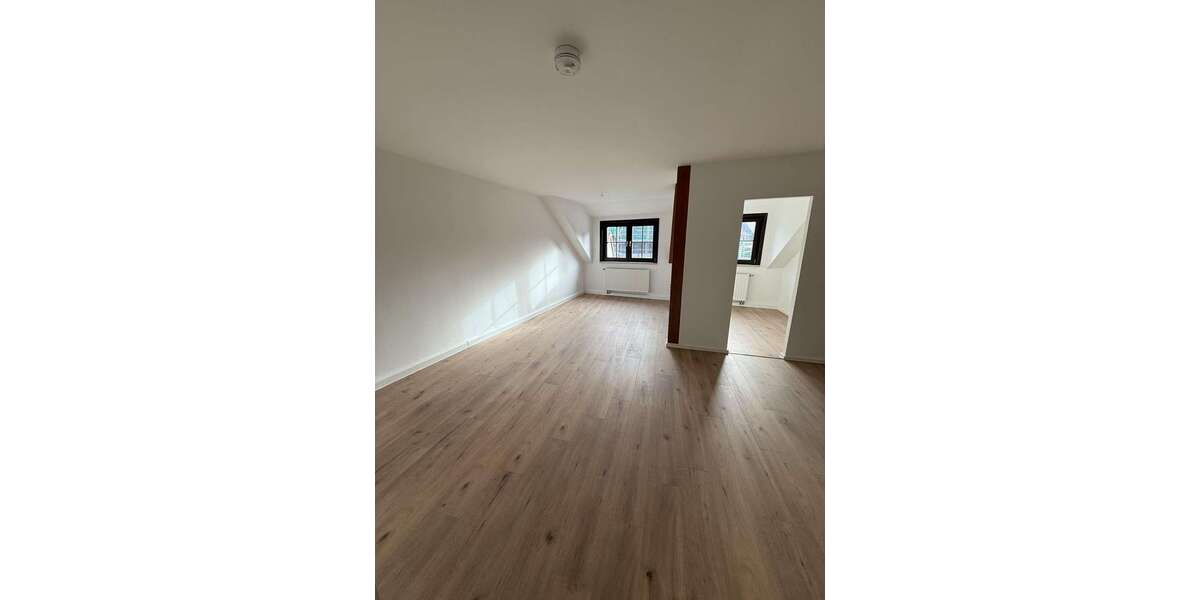 Etagenwohnung Kahla - 2.5 Zimmer, 68 m&sup2;, 620&euro; | Angebot:27125708