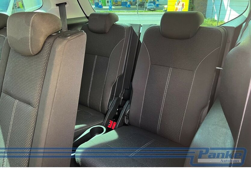 Zafira Innovation*7-Sitz*R-Cam*Lkrhg*SHZ*Navi*